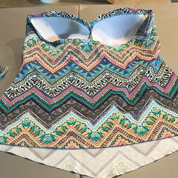 Liz Claiborne Tankini Top New - Picture 4 of 9